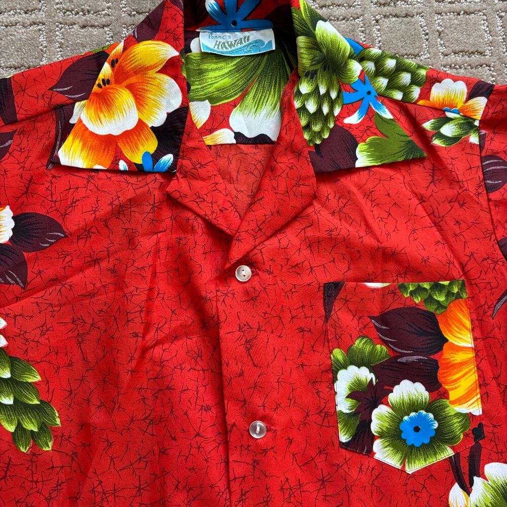 PENNEYS HAWAII VTG Hawaiian Shirt Men Small Red Floral 60s 70s Luau Vacation - Picture 2 of 6